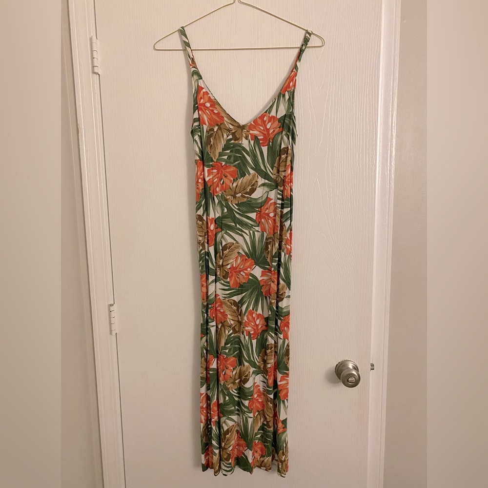 Forever 21 Maxi Floral Dress - Medium